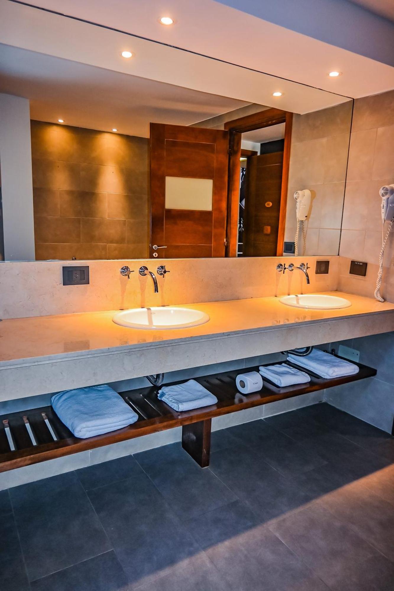 Hotel & Spa La Cheminee San Martín de los Andes Buitenkant foto